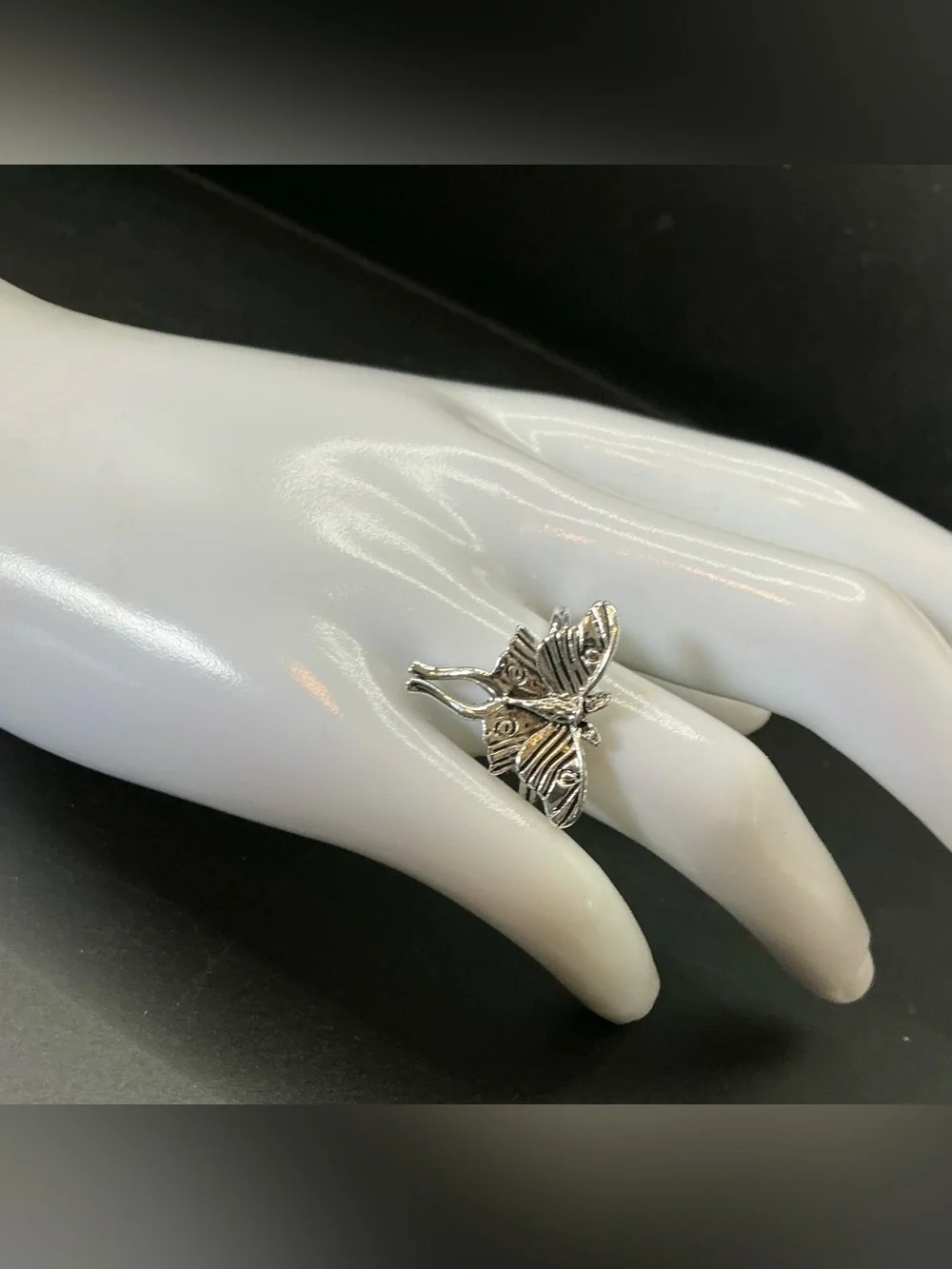 N/A elegant silver